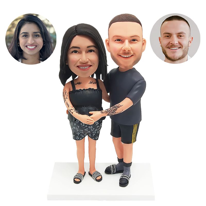 custom made bobble heads figures couple taking care of pregnant woman